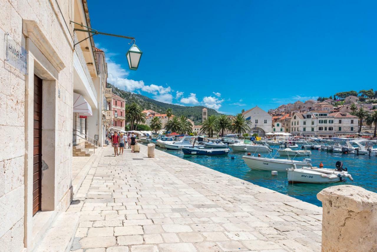 Hvar Riva Rooms Hvar Town Eksteriør billede